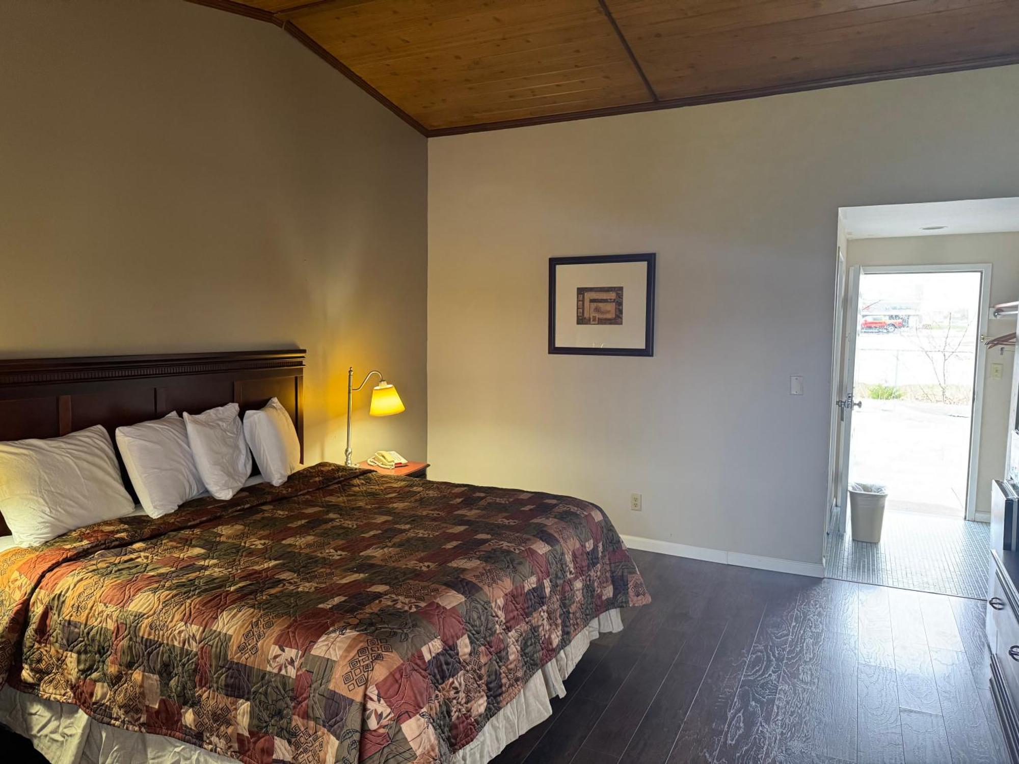 Town & Country Motel Clinton Exteriér fotografie